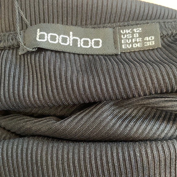 Black Boohoo bodysuit - Picture 4 of 5